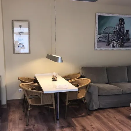 Life San Vicente Apartment *
