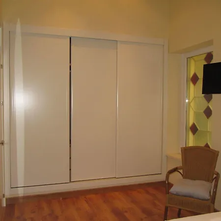 Life San Vicente Apartment Seville