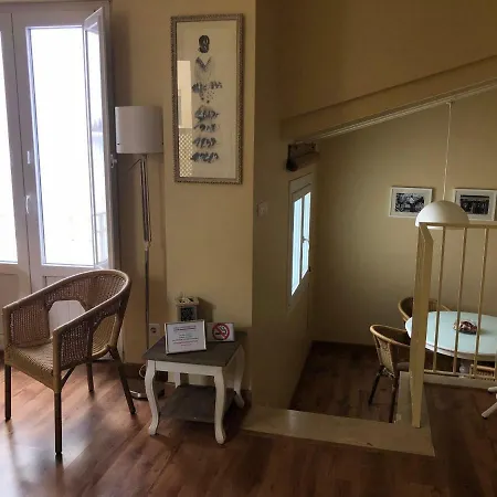 Life San Vicente Apartment
